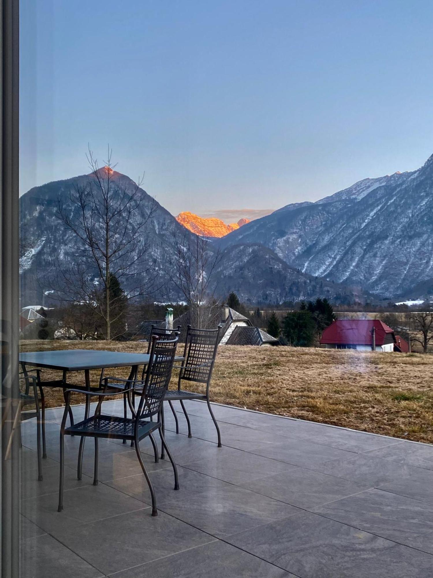 The Valley Queens Bovec Eksteriør billede